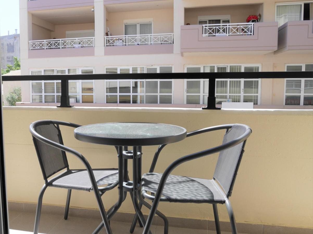 Porto Plaza City Center Apartment Ac/Wifi Heraklion  Bagian luar foto