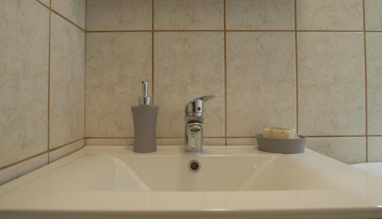Porto Plaza City Center Apartment Ac/Wifi Heraklion  Bagian luar foto