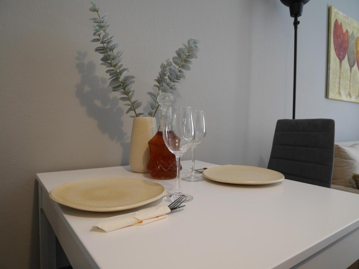 Porto Plaza City Center Apartment Ac/Wifi Heraklion  Bagian luar foto